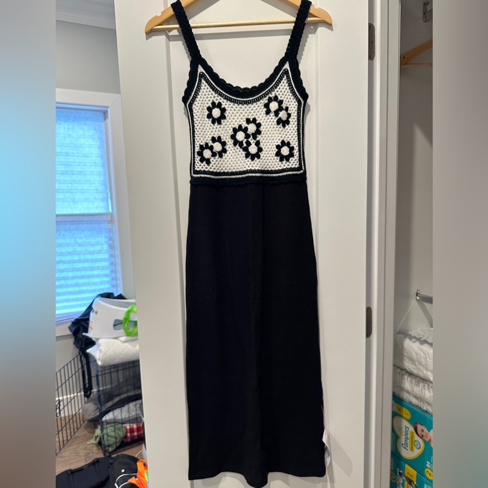 ASOS Design crochet dress black Size 4 - NWT!